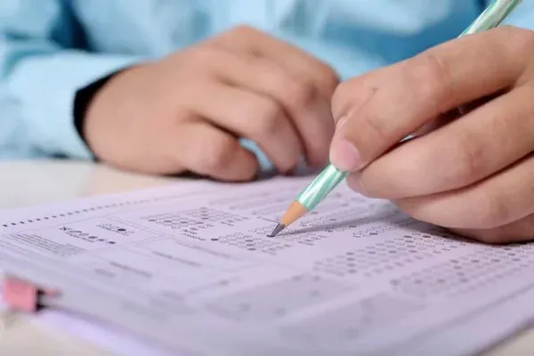 Como pode pedir a isenção de taxas em concursos federais