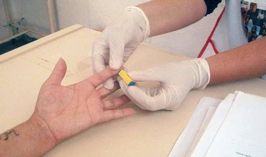 Mulheres reclusas recebem atenção preventiva ao HIV e câncer de mama