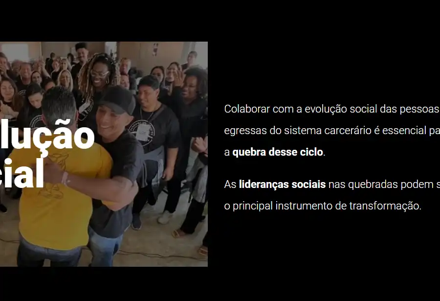 Lideranças sociais em atividade comunitária